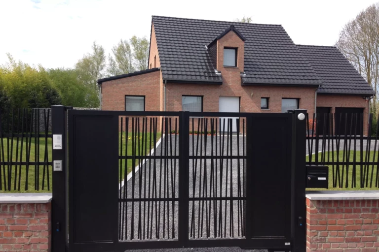 GARENNE NOIR BATTANT CLOTURE (1)